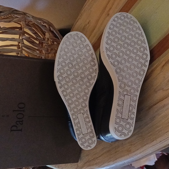 Paolo Black perforated nappa sneakers 🖤with box - Picture 6 of 8